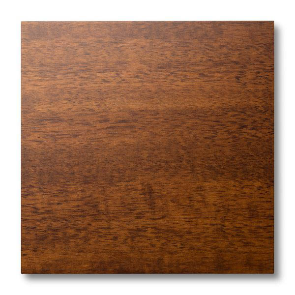 Pannellino di legno di colore noce su tanganica 20 gloss, Prodotti conformi alla direttiva IMO/MED per il settore navale che richiede l’utilizzo di vernici ignifughe